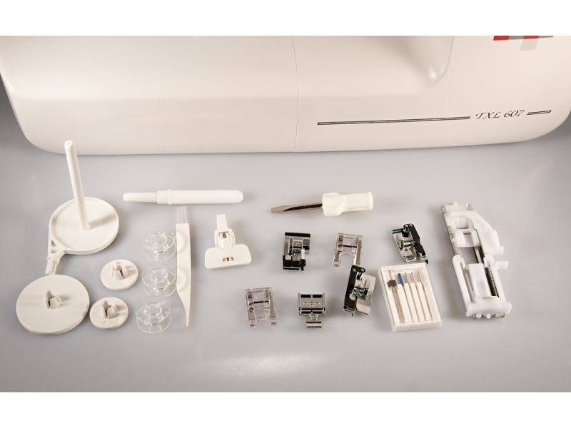 Šicí stroj Janome 607TXL