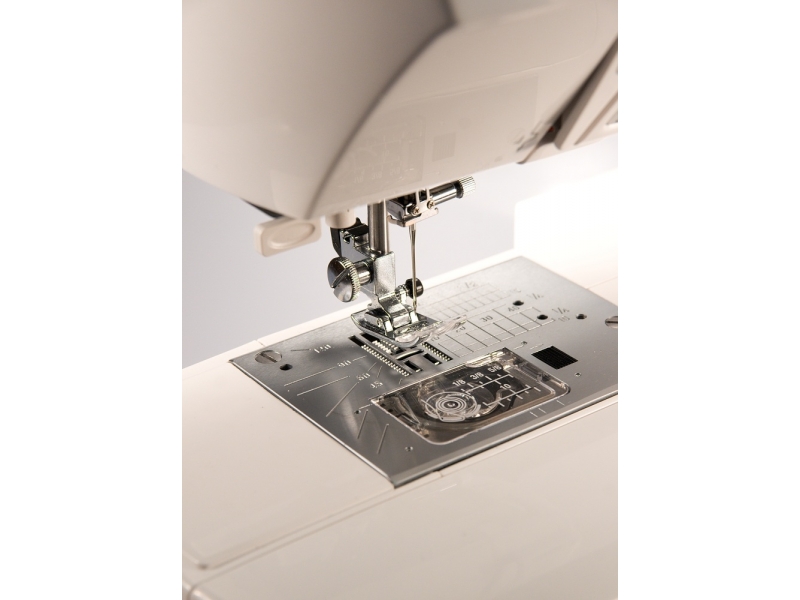 Šicí stroj Janome 607TXL